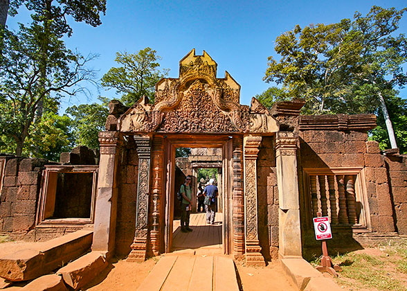 Banteay Srei Temple