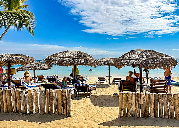 Relax at the Beach of Ifaty