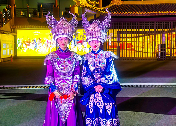 Chinese Ethnic Minority Ladies Chinese Ethnic Minority Ladies