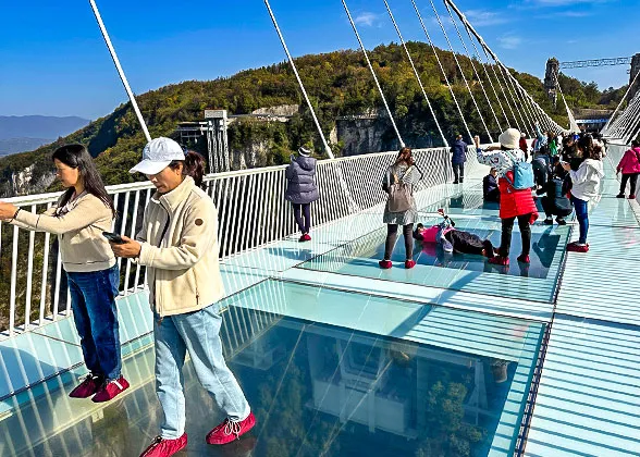Zhangjiajie Glass Bridge