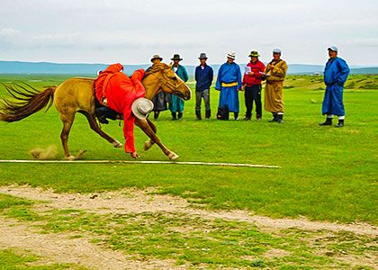 Horse Racing in Mongolia Horse Racing in Mongolia